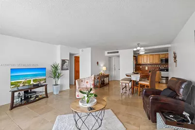100 Golden Isles Dr #1109, Hallandale Beach, FL 33009 - Photo 5