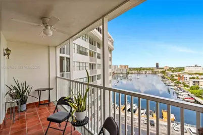 100 Golden Isles Dr #1109, Hallandale Beach, FL 33009 - Photo 17