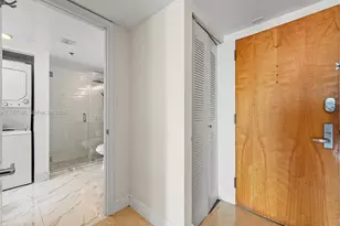 1200 Brickell Bay Dr, Miami, FL 33131 - Photo 5