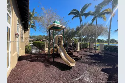 1395 NE 33rd Ave #206-26, Homestead, FL 33033 - Photo 19
