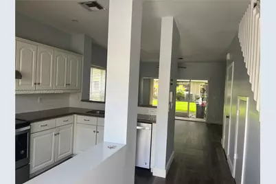 362 SW 122nd Ave #362, Pembroke Pines, FL 33025 - Photo 11