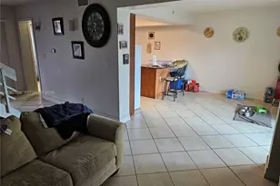 517 SW 1st Ct, Boynton Beach, FL 33435 - Photo 3