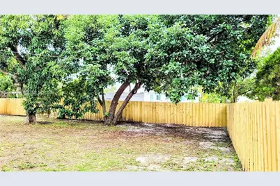 18011 NW 6th Pl #0, Miami Gardens, FL 33169 - Photo 25