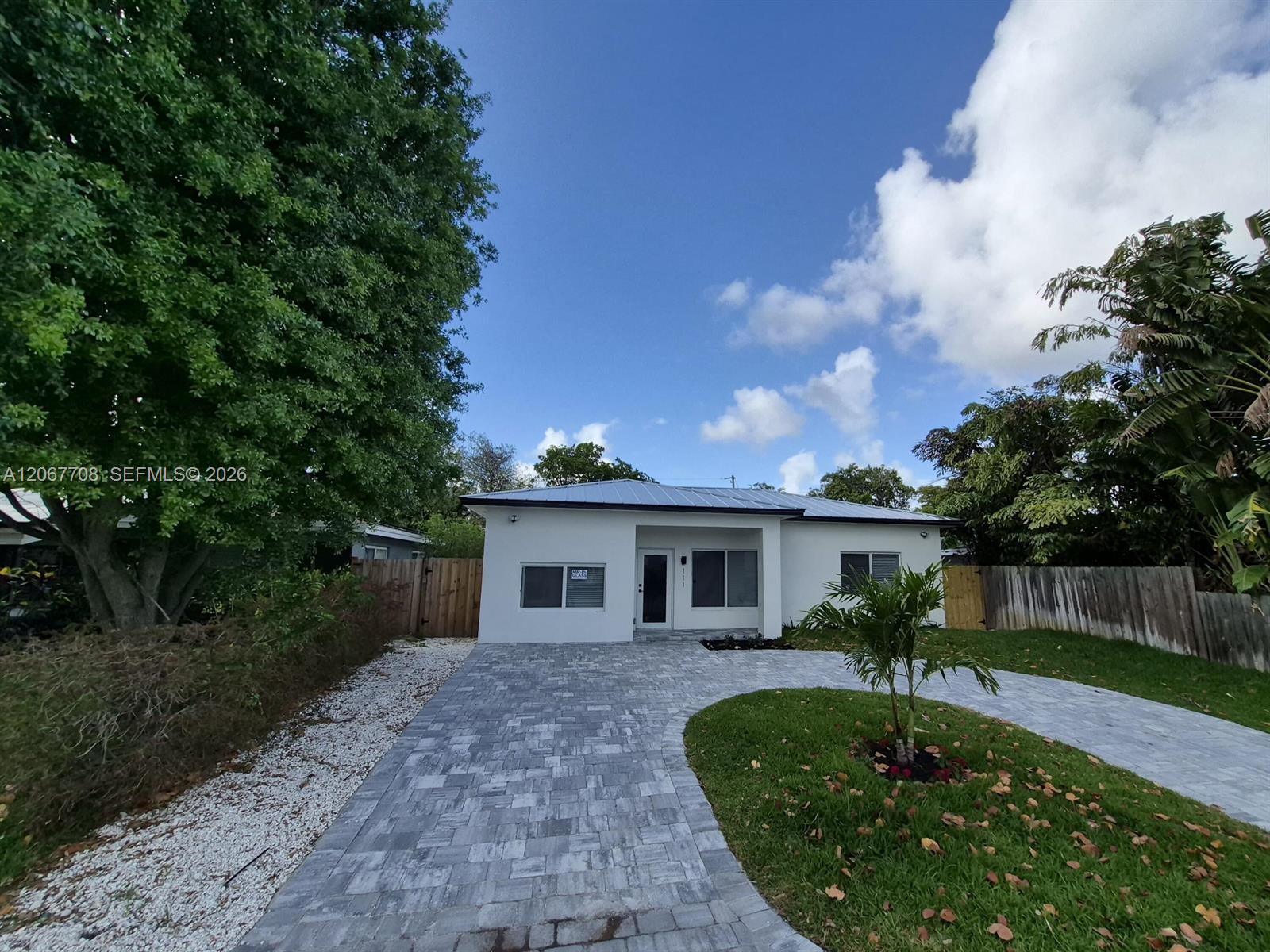 111 NE 45th St
