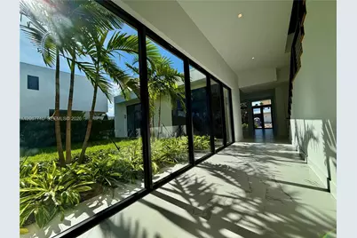 16752 S Botaniko Dr S, Weston, FL 33326 - Photo 23
