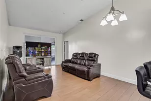 6760 NW 186 Ter, Hialeah, FL 33015 - Photo 9