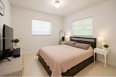 2347 SW 2nd St, Miami, FL 33135 - Photo 17