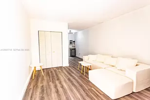 7720 Harding Ave, Miami Beach, FL 33141 - Photo 3
