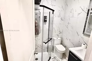1318 NW 34th St, Miami, FL 33142 - Photo 15