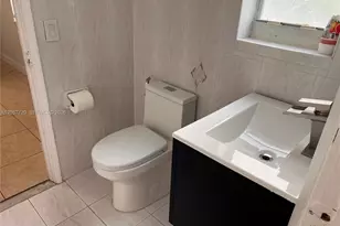 1318 NW 34th St, Miami, FL 33142 - Photo 7