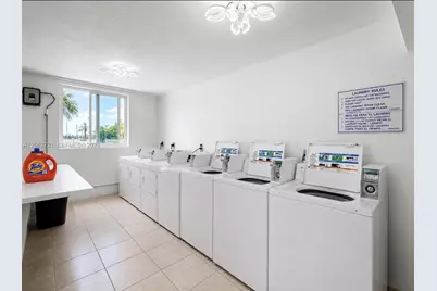 5611 W 25th Ct #8A, Hialeah, FL 33016 - Photo 15