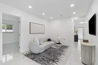 5711 NE 20th Ter, Fort Lauderdale, FL 33308 - Photo 11