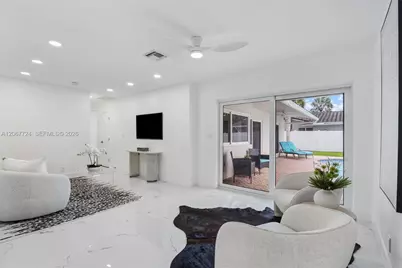 5711 NE 20th Ter, Fort Lauderdale, FL 33308 - Photo 13