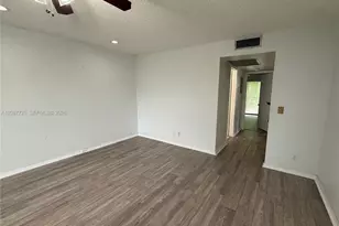 150 SW 134th Way, Pembroke Pines, FL 33027 - Photo 7