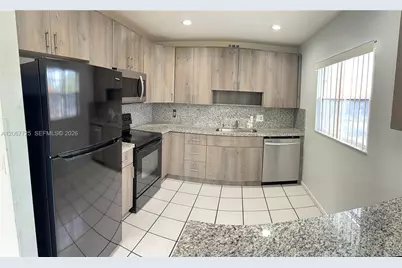 150 SW 134th Way #314R, Pembroke Pines, FL 33027 - Photo 3