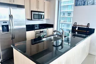 1111 SW 1st Ave, Miami, FL 33130 - Photo 5