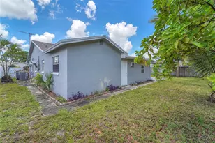 9242 SW 18th Rd, Boca Raton, FL 33428 - Photo 23