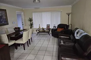 695 W 76th St, Hialeah, FL 33014 - Photo 13