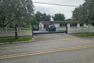 695 W 76th St, Hialeah, FL 33014 - Photo 3