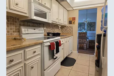 3771 Environ Blvd #649, Lauderhill, FL 33319 - Photo 9