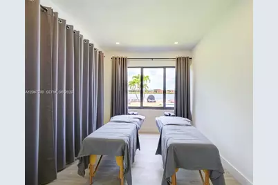 1861 NW 115th St, Miami, FL 33167 - Photo 39