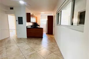 946 Bay Dr, Miami Beach, FL 33141 - Photo 5