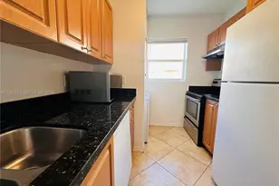 946 Bay Dr, Miami Beach, FL 33141 - Photo 11