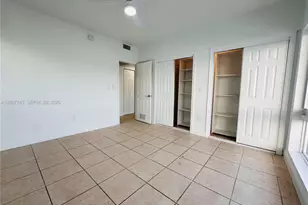 946 Bay Dr, Miami Beach, FL 33141 - Photo 15