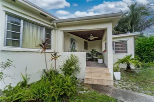 6250 NW 41st St, Virginia Gardens, FL 33166 - Photo 3