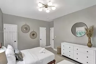 1431 Lincoln Terrace, Miami Beach, FL 33139 - Photo 27