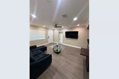 2411 Wiley St, Hollywood, FL 33020 - Photo 9