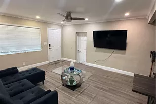 2411 Wiley St, Hollywood, FL 33020 - Photo 9