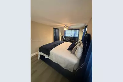 2411 Wiley St, Hollywood, FL 33020 - Photo 11
