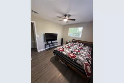 2411 Wiley St, Hollywood, FL 33020 - Photo 25