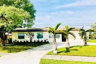 1921 SW 48th Ave, Fort Lauderdale, FL 33317 - Photo 1
