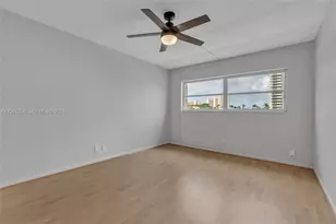 28 Yacht Club Dr, North Palm Beach, FL 33408 - Photo 19