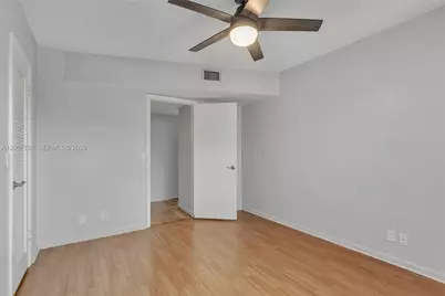 28 Yacht Club Dr #202, North Palm Beach, FL 33408 - Photo 27