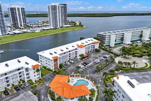 28 Yacht Club Dr, North Palm Beach, FL 33408 - Photo 45