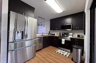10651 NW 1st St, Pembroke Pines, FL 33026 - Photo 13