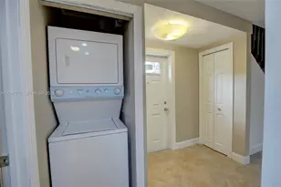 9874 Hammocks Blvd, Miami, FL 33196 - Photo 9