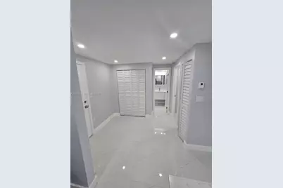 9440 Fontainebleau Blvd #212, Miami, FL 33172 - Photo 7