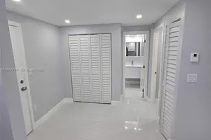 9440 Fontainebleau Blvd, Miami, FL 33172 - Photo 7