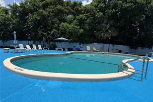 9440 Fontainebleau Blvd, Miami, FL 33172 - Photo 11