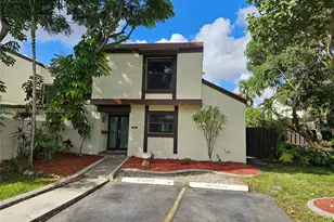 540 NW 99th Pl, Miami, FL 33172 - Photo 1