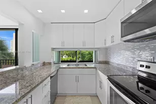 17021 N Bay Rd, Sunny Isles Beach, FL 33160 - Photo 7