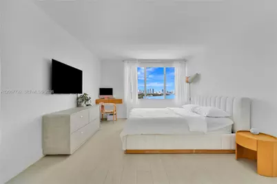 1000 West Ave #1417, Miami Beach, FL 33139 - Photo 9
