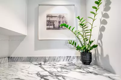 1000 West Ave #1417, Miami Beach, FL 33139 - Photo 5