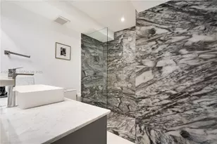 1000 West Ave, Miami Beach, FL 33139 - Photo 11