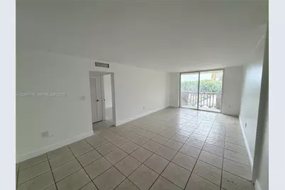 1800 Sans Souci Blvd #426, North Miami, FL 33181 - Photo 5