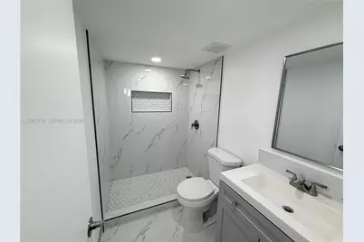 1800 Sans Souci Blvd #426, North Miami, FL 33181 - Photo 9